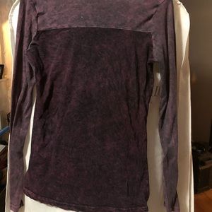 Light weight top long sleeve